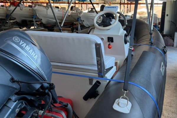 Semirrigida imnasa 4 metros + Yamaha 20cv